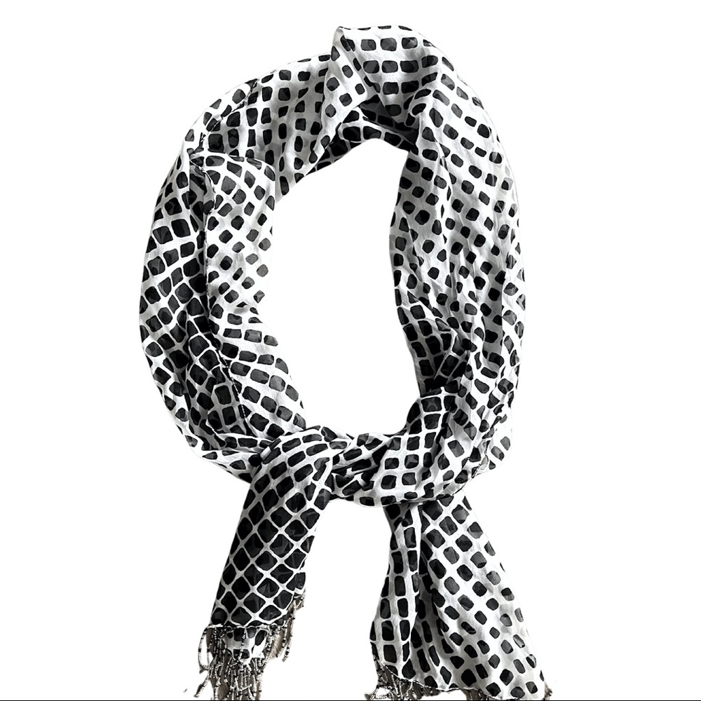 White House Black Market Scarf
